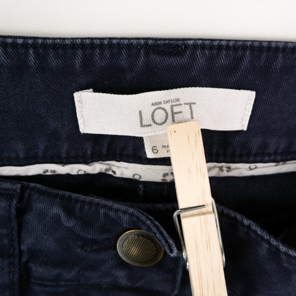 Ann Taylor LOFT navy tapered leg crop pant w/ zippered ankles size 6 - Picture 2 of 9